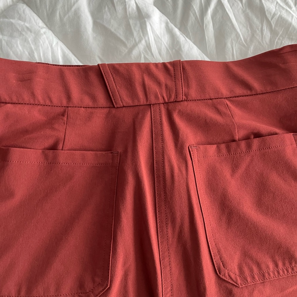 Athleta Tribeca Utility Shorts-Sz 2 - Picture 6 of 6